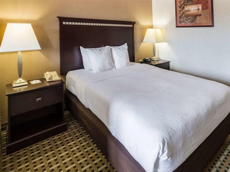 Quality Suites Burleson - Ft Worth Exteriér fotografie
