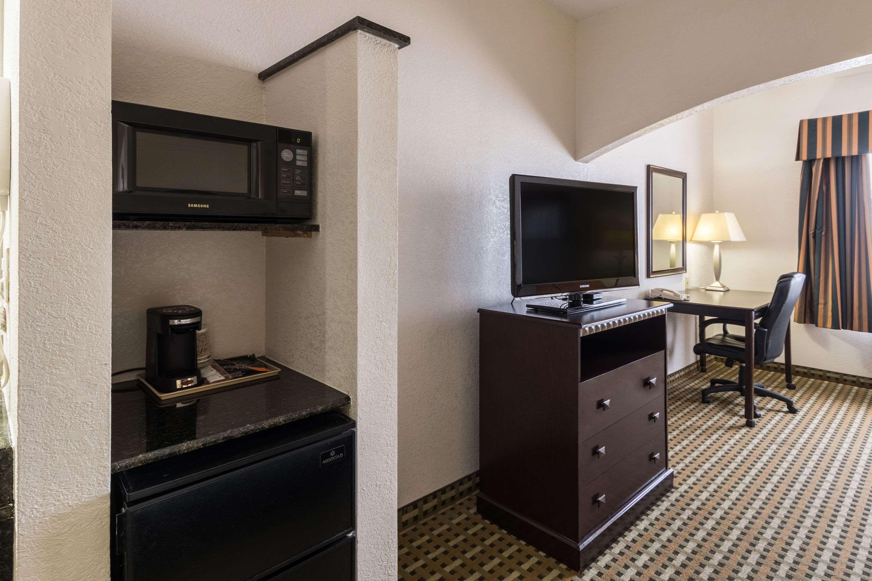 Quality Suites Burleson - Ft Worth Exteriér fotografie